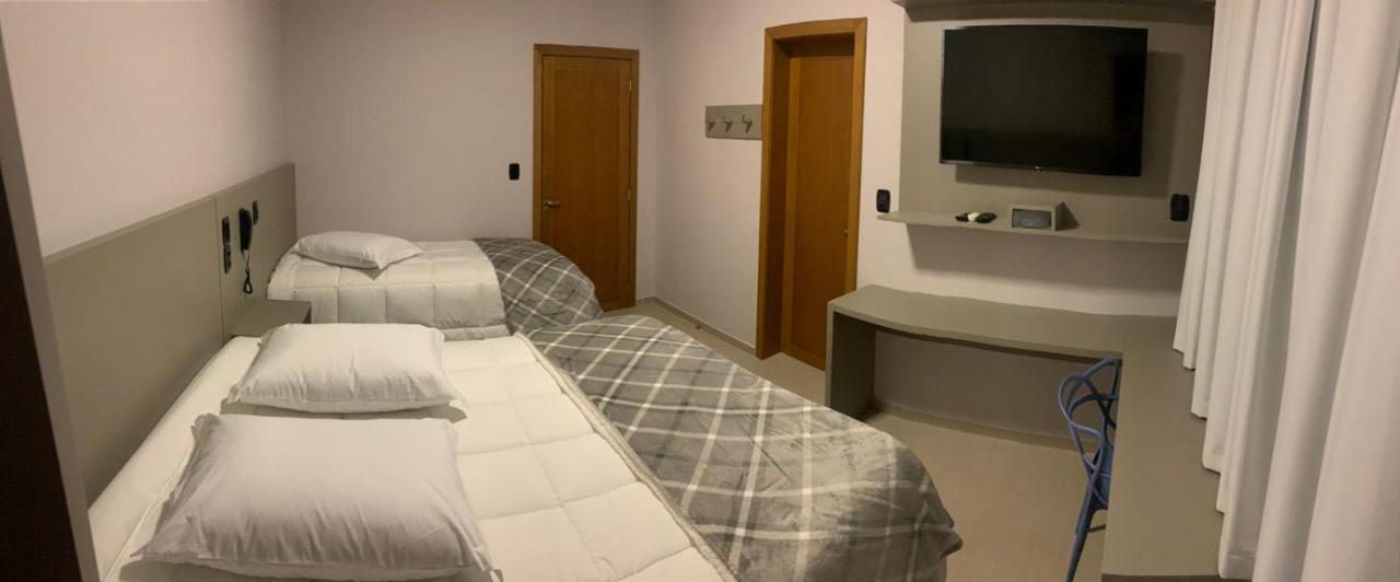 Hotel Villa Inacia Vacaria Bagian luar foto